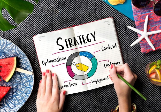 Menyusun Strategi Bisnis yang Efektif office meeting room
