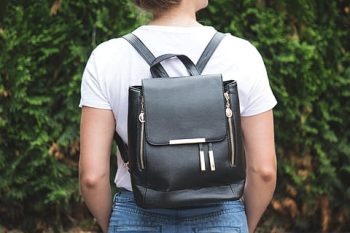 Tas Seminar Kit Eksklusif, Solusi Hadiah Acara Profesional