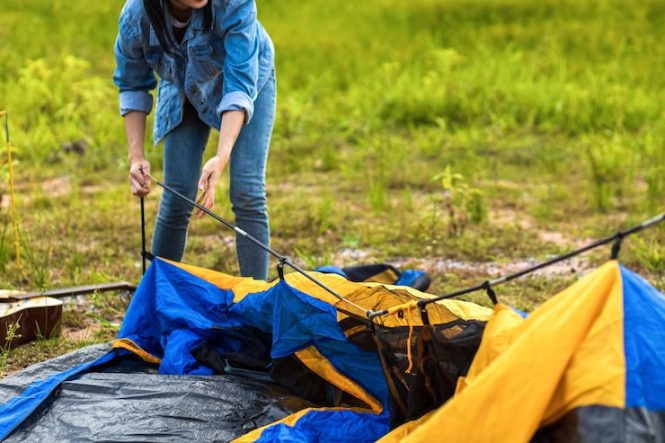 5 Kesalahan Umum saat Memasang Tenda dan Cara Menghindarinya hilltop camp lembang