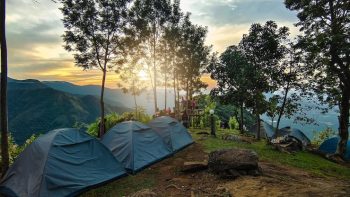 tempat camping di lembang