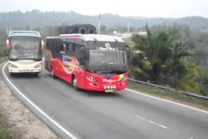 medium bus